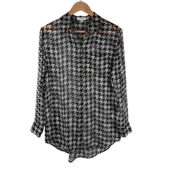 Equipment Femme SZ S 100% Silk Black & Gray Houndstooth Button Up Sheer Blouse - Picture 3 of 6